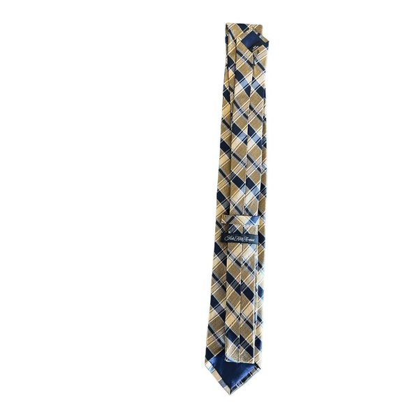 5 Luxury Ties Sak Fifth Ave, Geoffrey, Brioni,Hart Shaffer & Mark, - Picture 4 of 12